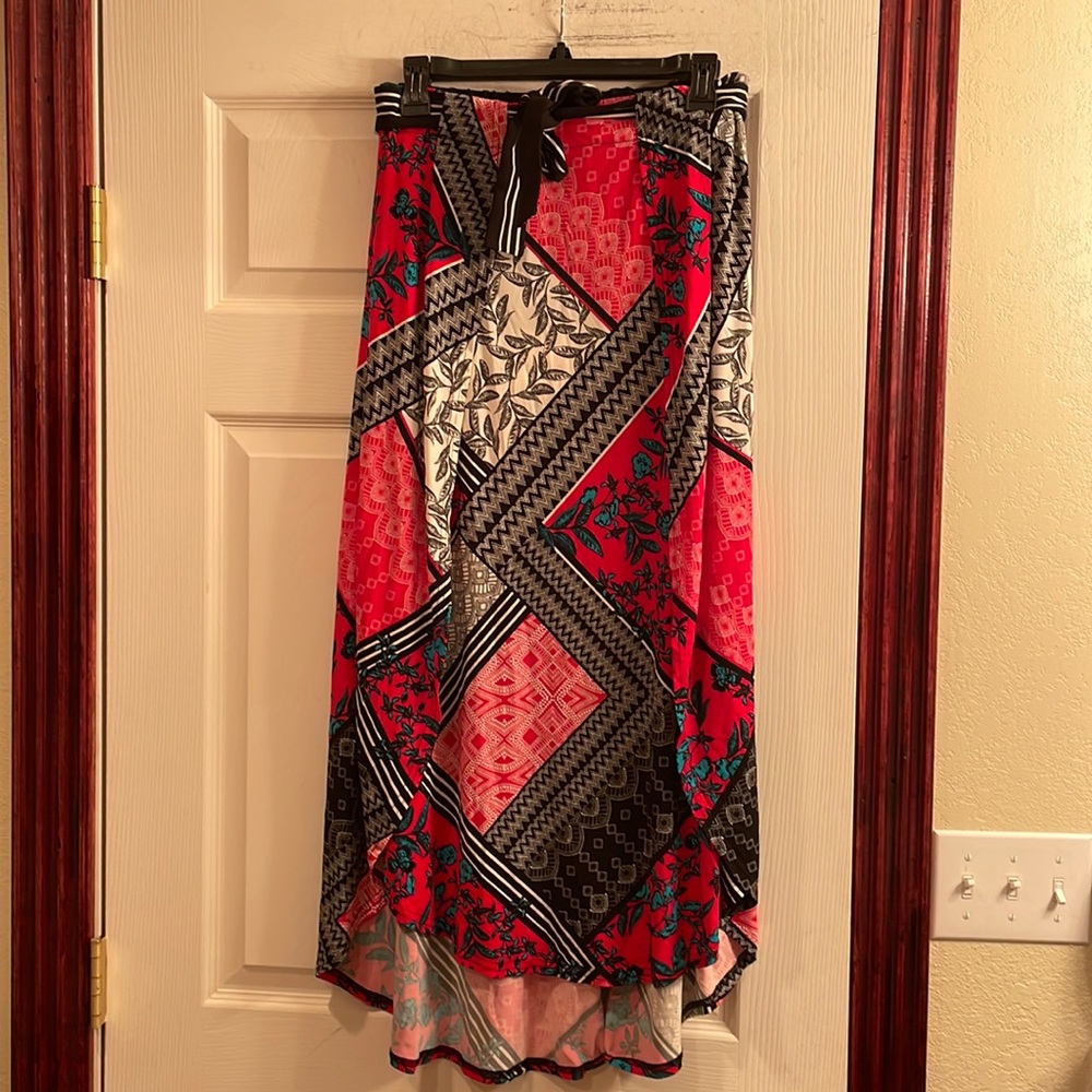 Laundry pattern skirt size Small-NWT